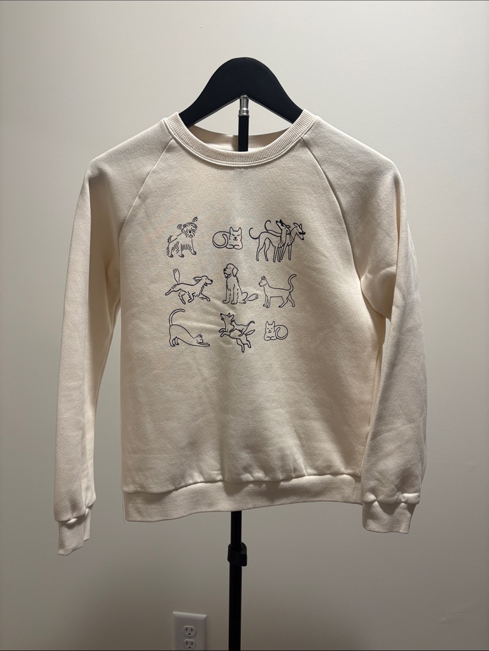 Target Cream Sweatshirt with Navy Dog & Cat Line Art